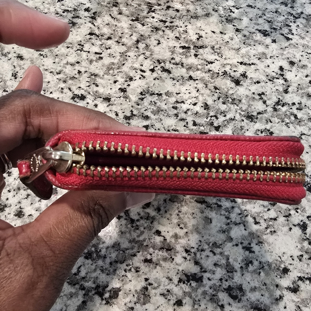 Coach Accordion Zip Wallet in Signature Canvas with Leather Stripe Band - Picture 5 of 12